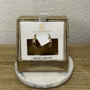 NWT House of Harlow 1960 Gold Earrings